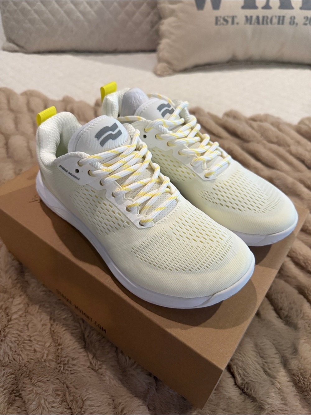Strike Mvmnt trainers
